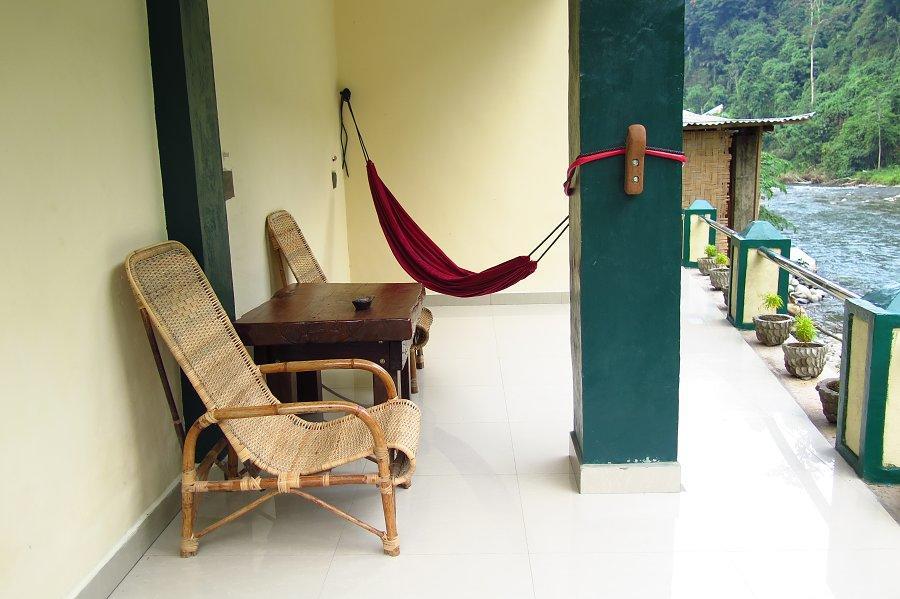 Indra Valley Inn Bukit Lawang Zewnętrze zdjęcie