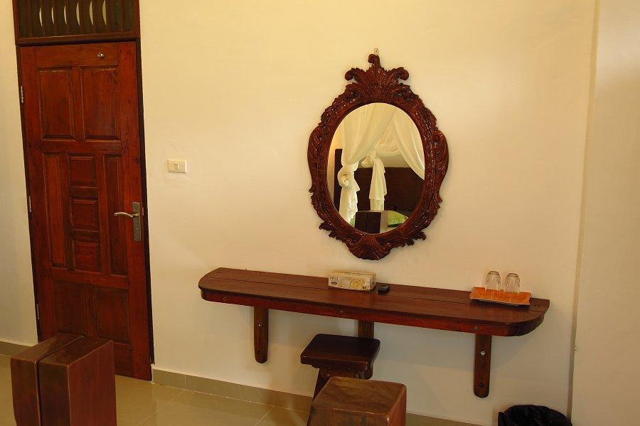 Indra Valley Inn Bukit Lawang Zewnętrze zdjęcie