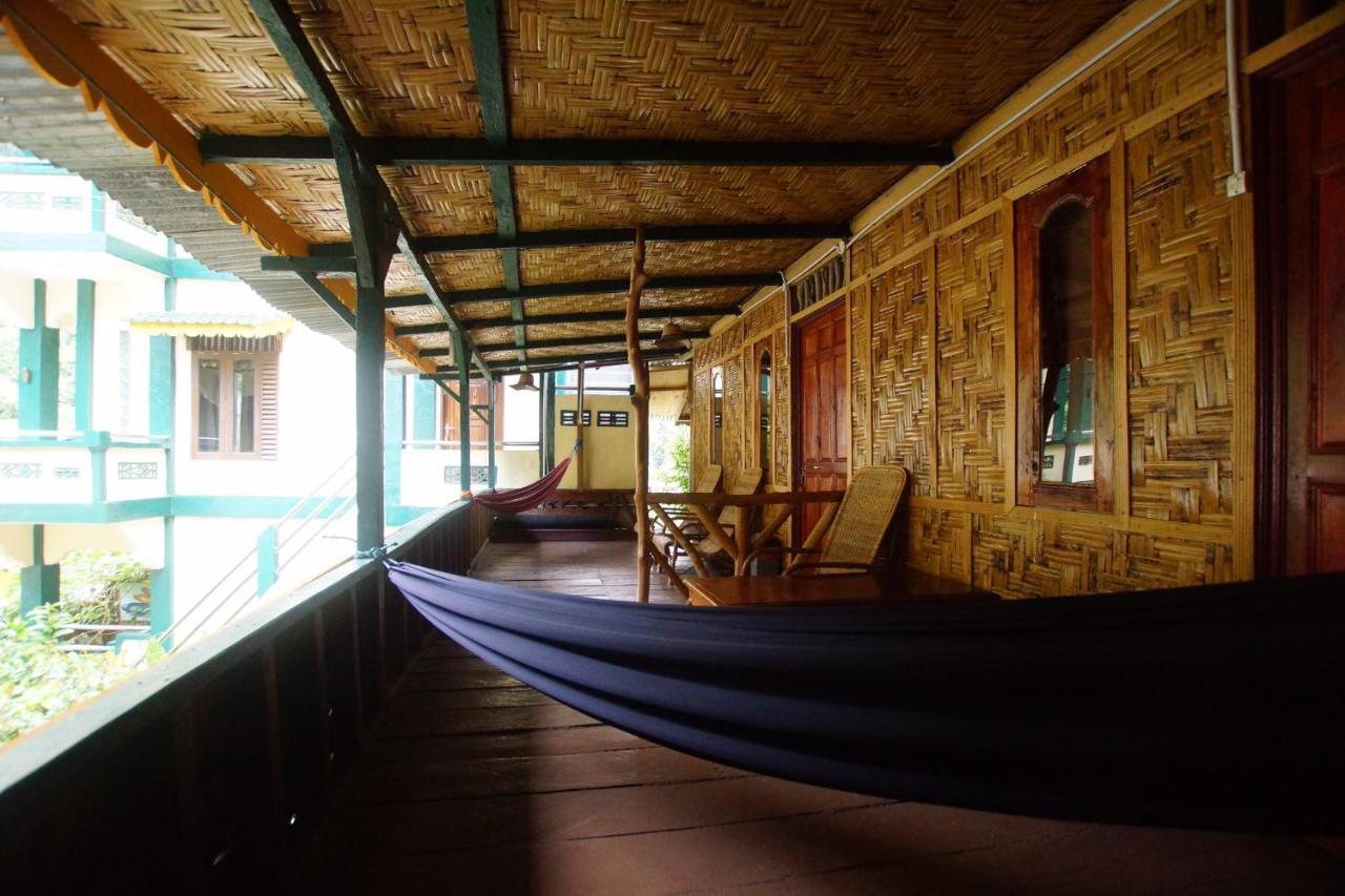 Indra Valley Inn Bukit Lawang Zewnętrze zdjęcie